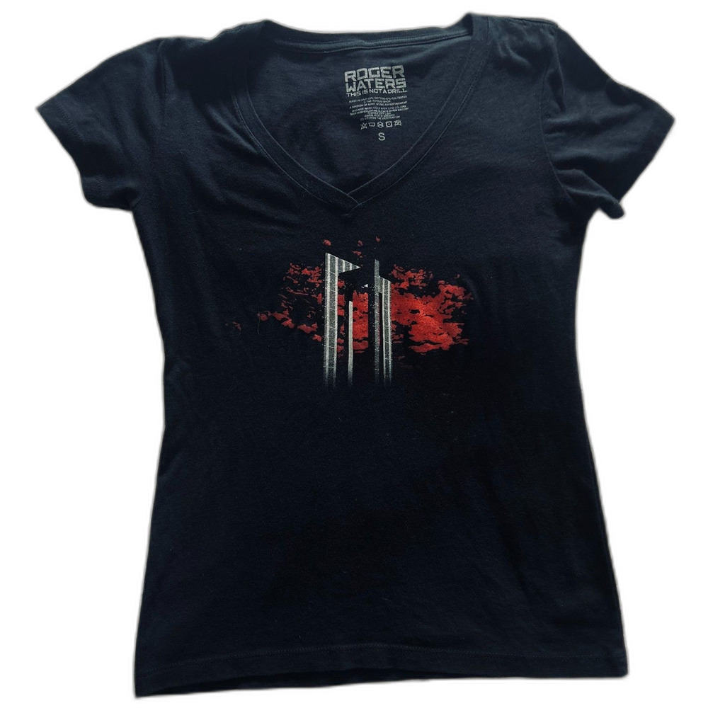 Roger Waters (Pink Floyd) This Is Not A Drill Tour 2022 T-Shirt Women's Small